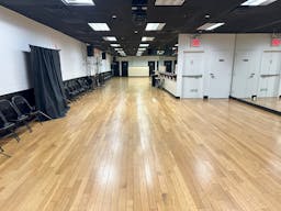 Versatile Venue in Manhattan - Image 3