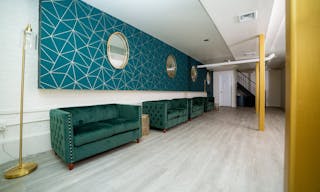 Stunning 2 Level Space in Brooklyn - Image 2