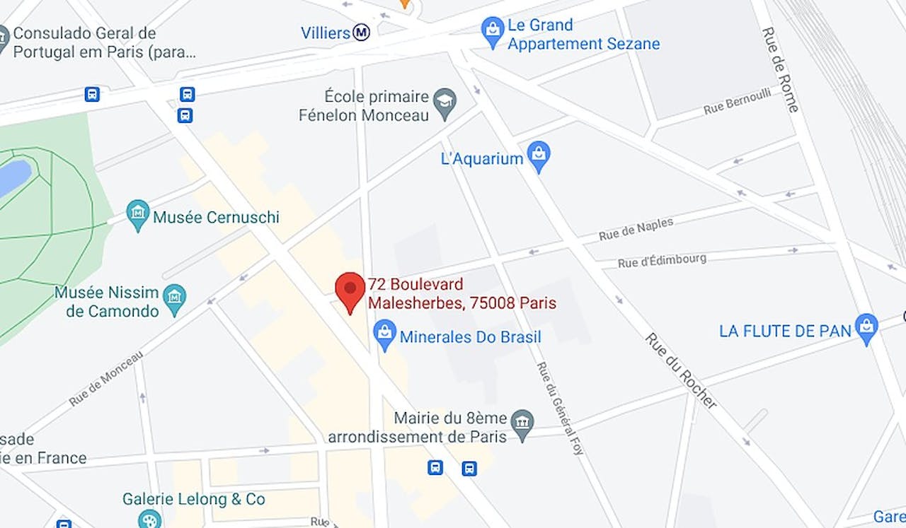 Corner Boutique in 8th arrondissement - Saint-Augustin - Image 2