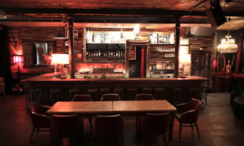 Vintage Restaurant Space - Image 0