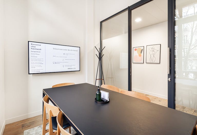 R�publique - Salle de r�union 6 personnes (RE136) - Image 1