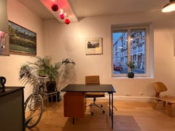 Jolie boutique avec deco soign�e et mobilier sympa a louer - Image 4