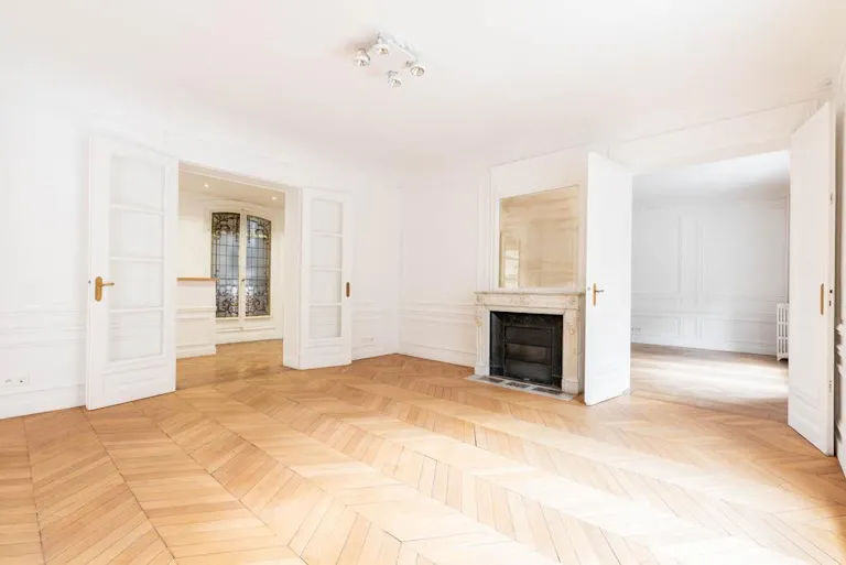 Showroom Rue de Rivoli Paris - Image 0