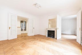 Showroom Rue de Rivoli Paris - Image 0