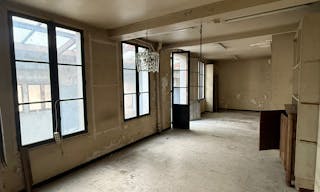 Butte Montmartre - excellente visibilté et flux de passants constant - entre 20 et 150 m2 - Image 6