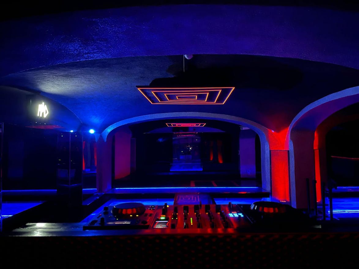 Private space for events - Image 1