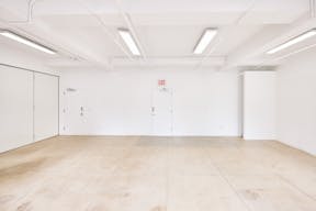16A Event & Meeting rental space NYC Midtown  - Image 8