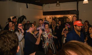 Sunny Plant Filled Dumbo Restored Warehouse // Perfect for Photo shoots/Dinner Parties/Events - Image 5