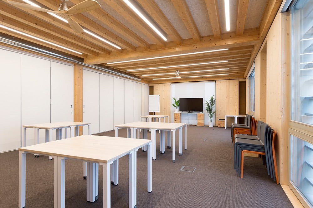 Versatile 75 sqm Event and Meeting Space in Lyon Confluence