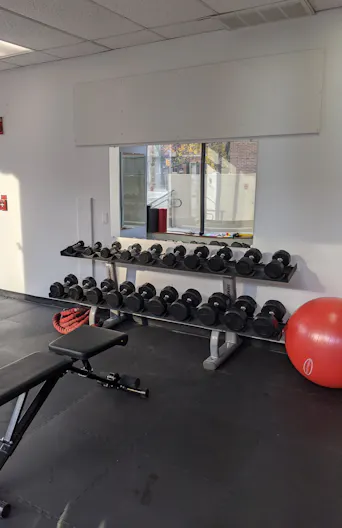 Storefront Physical Therapy and Personal Training Studio with Shower - Image 0