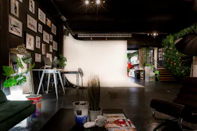 Studio professionnel de 200m� pour vos shootings et tournages. - Image 0