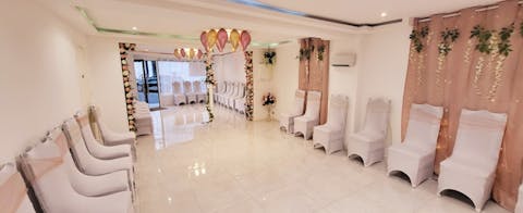 Rue de bellevue Showroom - Image 0