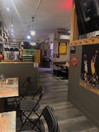 Lively and fully equipped sports bar located in the heart of Spanish Harlem - Image 4