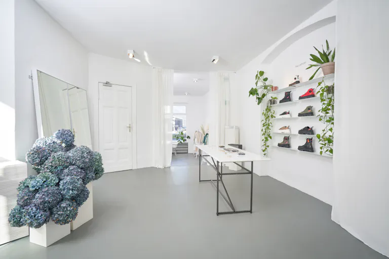 Premium Showroom Space in Berlin-Mitte - Image 4