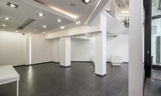 Boutique for Rent - Close to Montorgueil - Ideal for Pop-Up Store / Showroom - Image 9