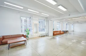 14AB  Manhattan Showroom PopUp Event Rental Space 2,000 sq. ft  - Image 7