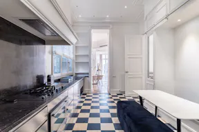 Showroom Place des Victoires Paris - Fashion week and private events - Image 14