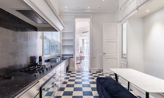 Showroom Place des Victoires Paris - Fashion week and private events - Image 14