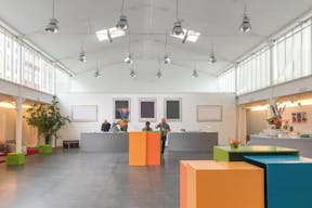 Unique Space in Le Marais - Image 3