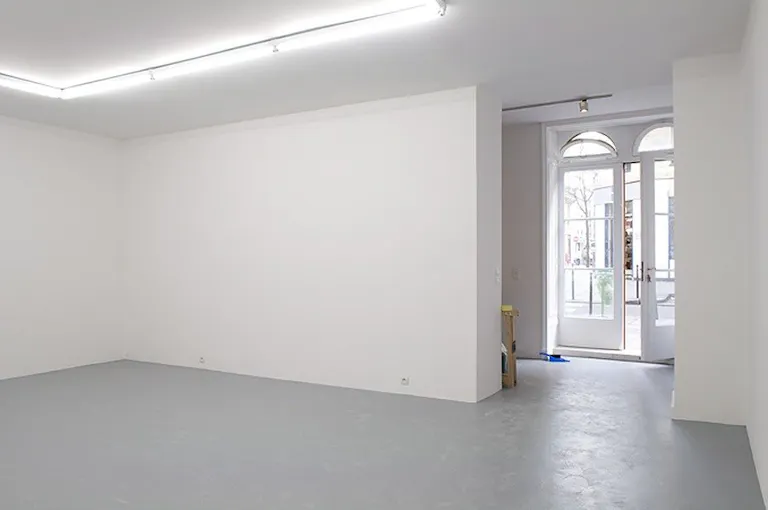 Location espace galerie - pop-up store sur rue haut marais - parfait pour la fashion week - Image 0