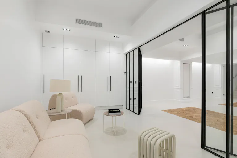 Adresse exclusive avenue Montaigne - Image 4