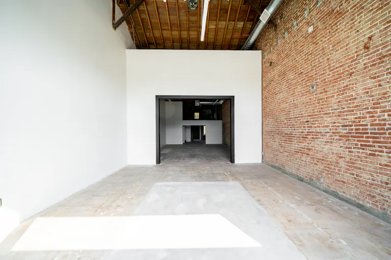 Stunning Retail Space on Iconic Sunset Boulevard - Image 0