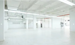 White-Box Space in Midtown - Image 1