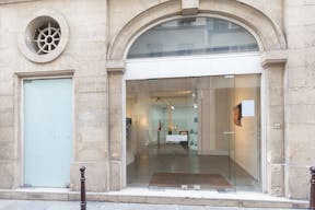 Bright Le Marais Gallery Space - Image 4