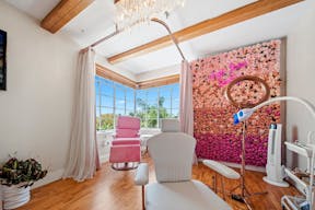 Beauty and Tattoo Studio On The Upper East Side, Miami - Image 3