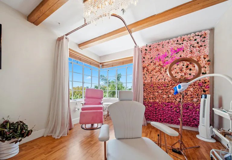 Beauty and Tattoo Studio On The Upper East Side, Miami - Image 3