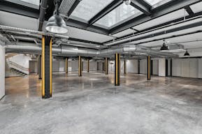 Wonderful Space in the 1st Arrondissement near Saint-Honor� - Image 9