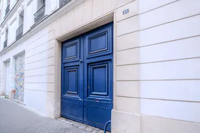 Une galérie idéale pour showroom / Fitting / Pop Up store / Galerie d'Art et défilé  - Image 15