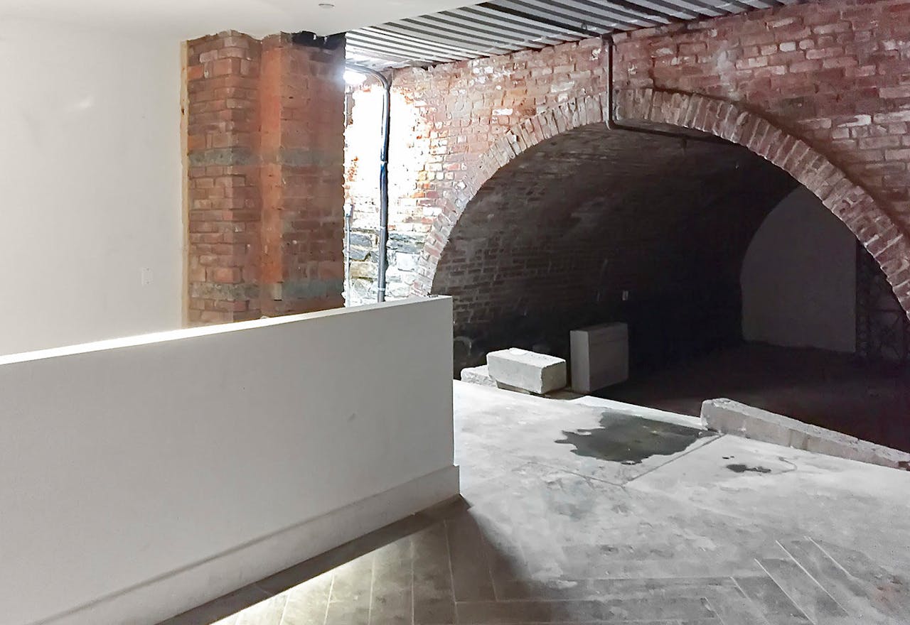 Corner Retail Space in LES - Image 1