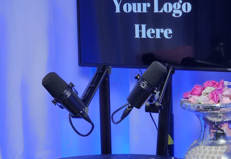 Podcast studio near the harbors - Image 3