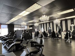 Unique Stylish Upscale Salon In Torrance - Image 4