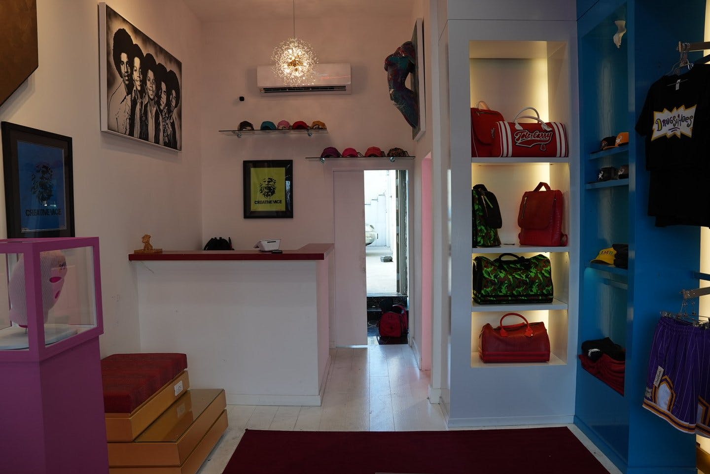 Boutique Space on Rosewood Avenue, Los Angeles