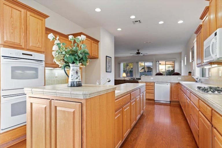 gated 55+ community of Heritage Park - Image 3