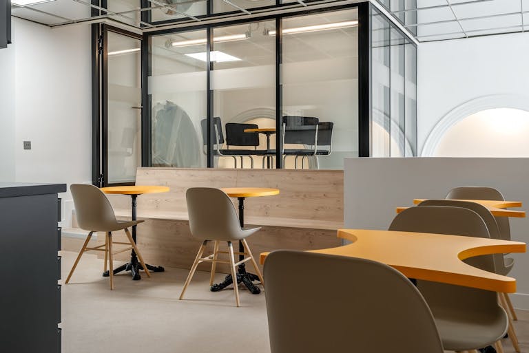 Super bureau en prestation de services - dans le 9�me arrondissement de Paris - Image 3