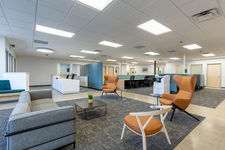 All-in-one workspace in Denver - Image 0