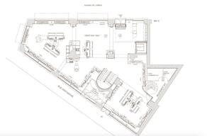 Corner Boutique - Paris Near Opera Area - Ideal Flagship Boutique - Image 2