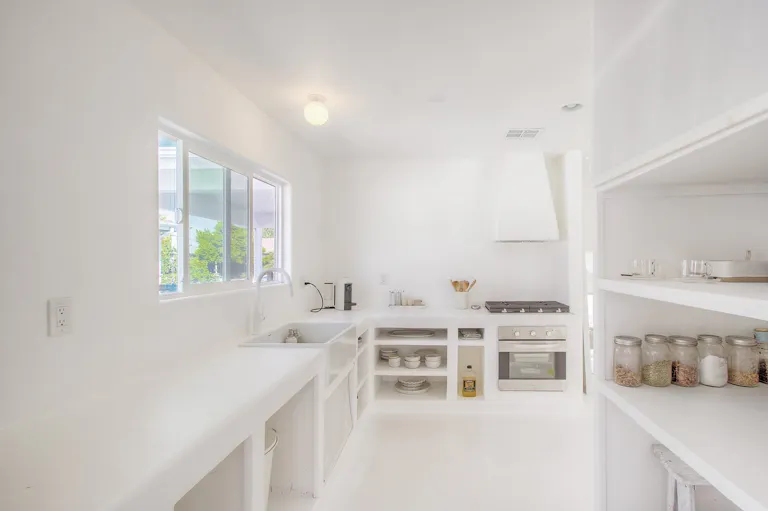 Creative Space in Tarzana - Image 3