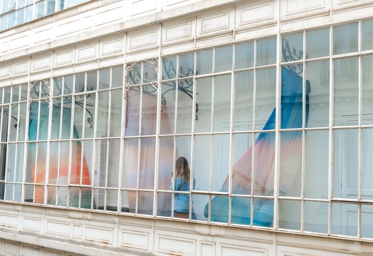 Grand appartement haussmannien au coeur du marais - Image 0