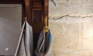 Quaint Parisian Studio Gallery - Image 5