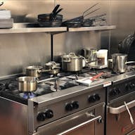 Silverlake Event Venue with Bar, Kitchen, Patio and Gated Parking - Image 7