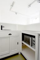 Pop-up gallery store in Paris, Belleville - Image 10