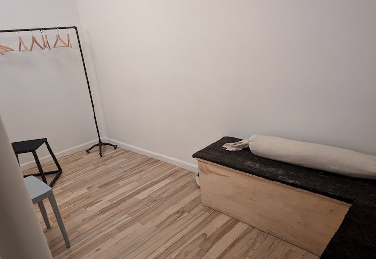 Creative Artistic Space in Dance/Pilates Studio - Image 3