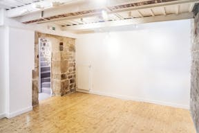 Gorgeous Space near Folie M�ricourt - Image 8