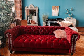 Industrial Riverside Creative Studio Loft - Image 1