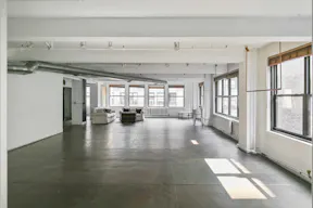 Bright Midtown Showroom - Image 0