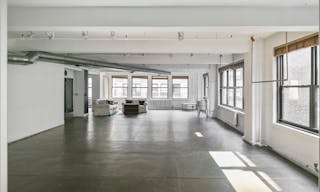 Bright Midtown Showroom - Image 0